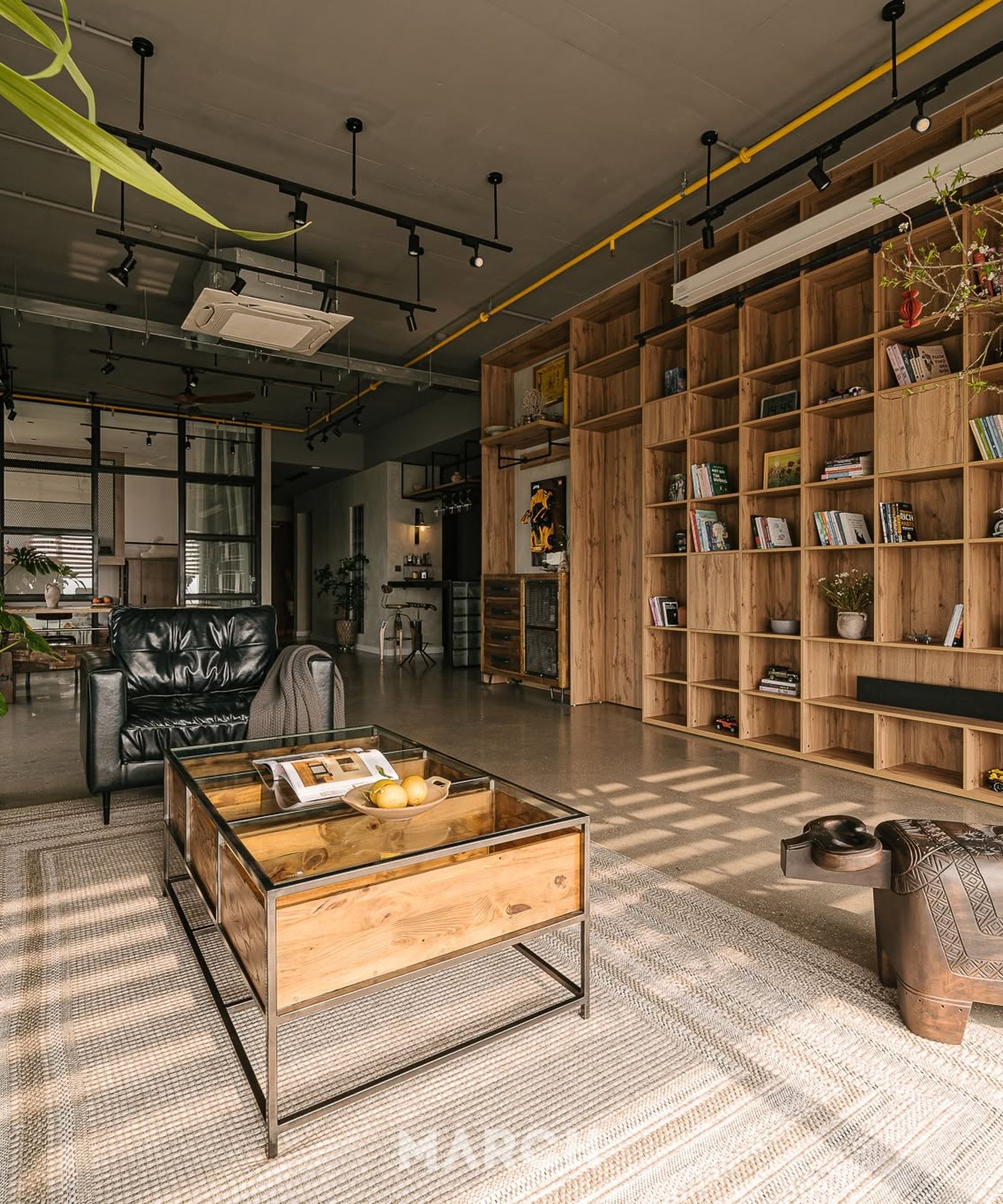 LV II HOUSE 
