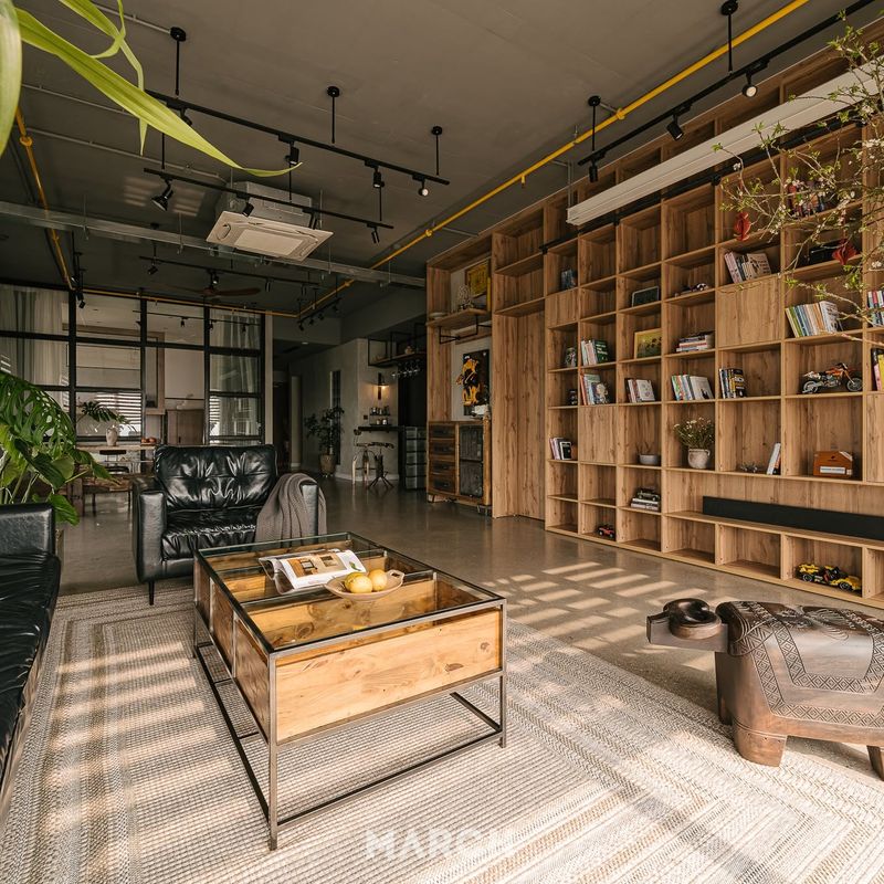 LV II HOUSE 