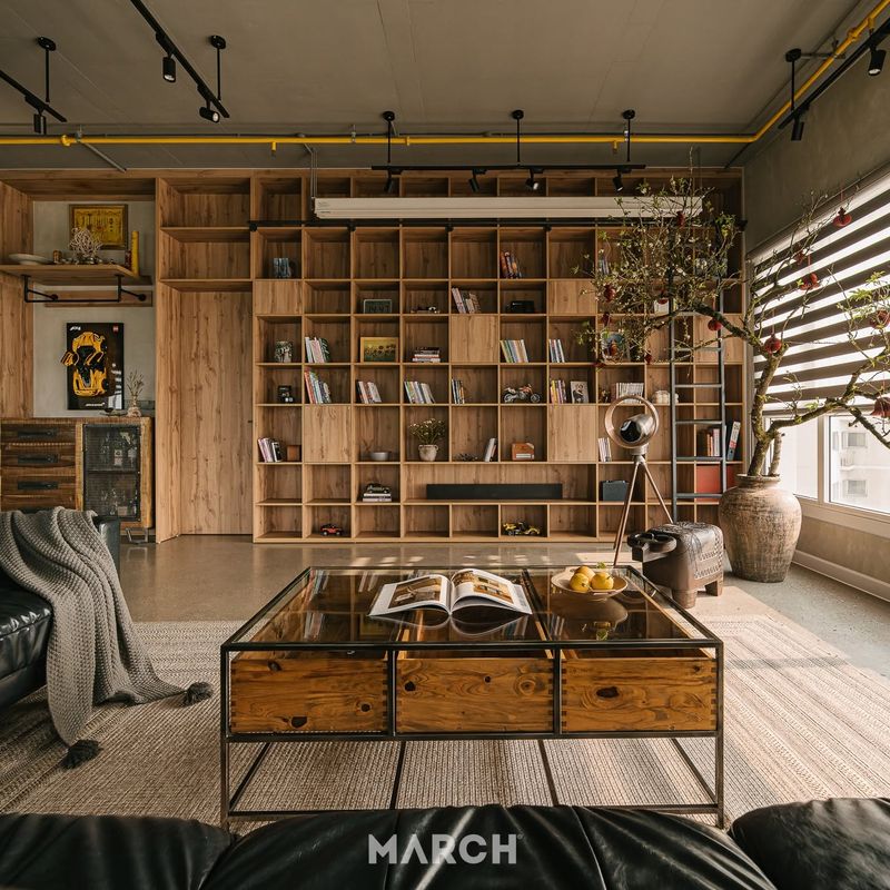 LV II HOUSE 